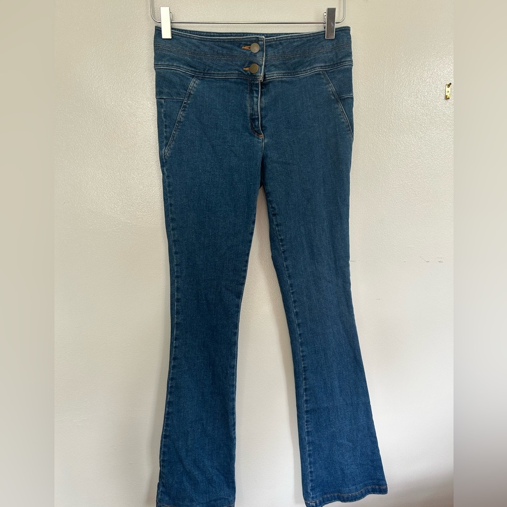 NWOT Veronica Beard Soft Flare High Rise Mid Wash Jeans Size 2
